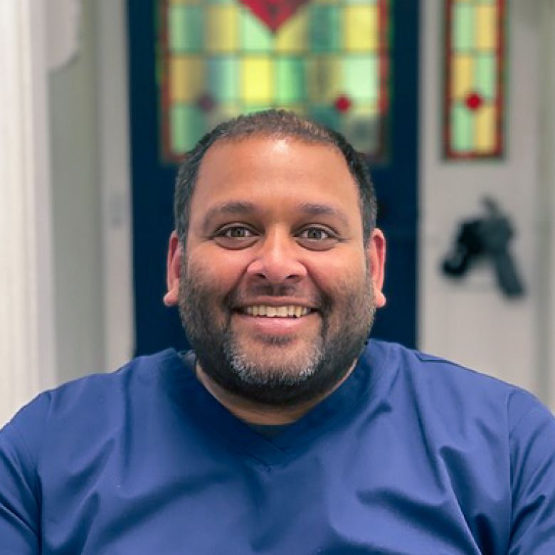 Dr Vishal Klaire
