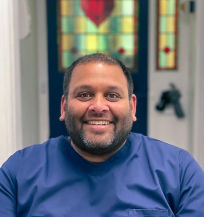 Dr Vishal Klaire